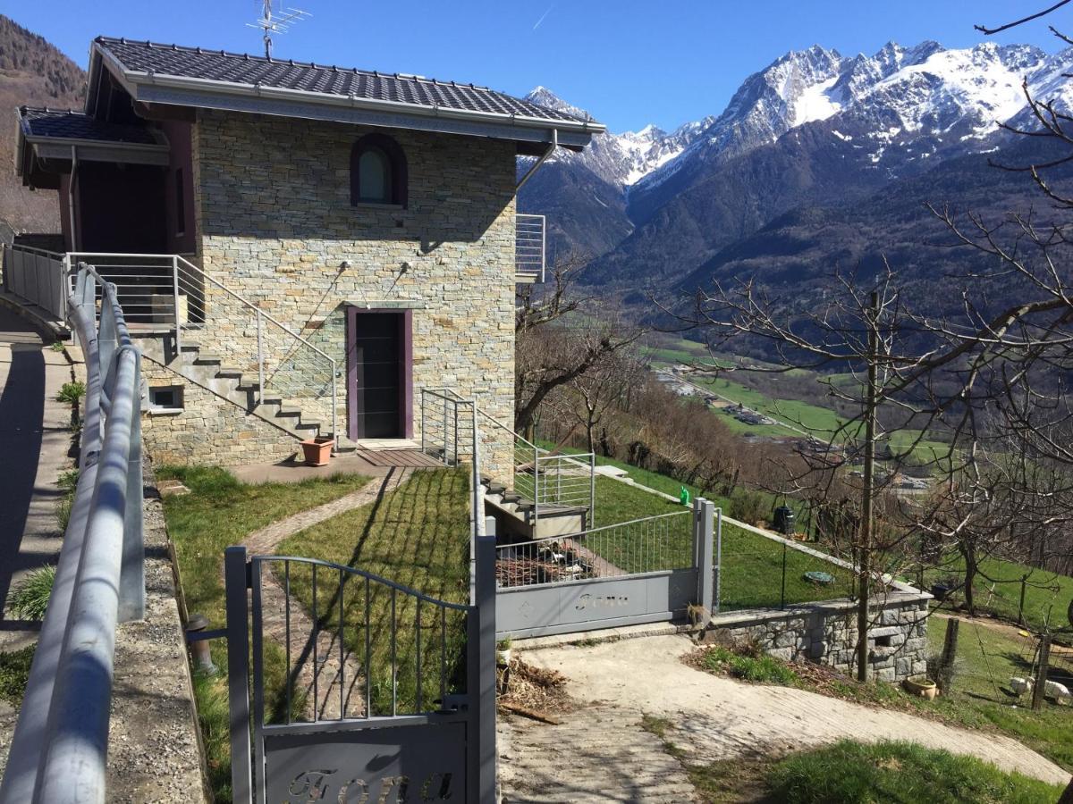 incantevole Malonno Esterno foto